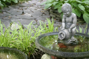 Garden_Fountain.jpg